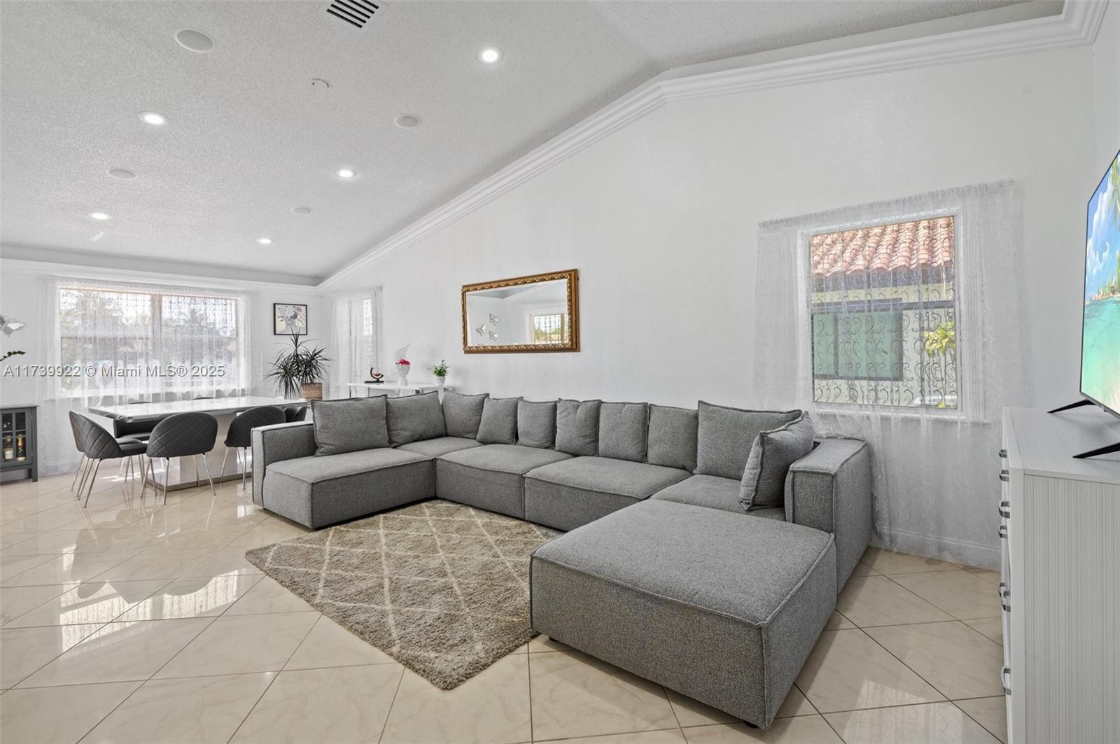5421 Hawkes Bluff Ave, Davie, Florida image 7