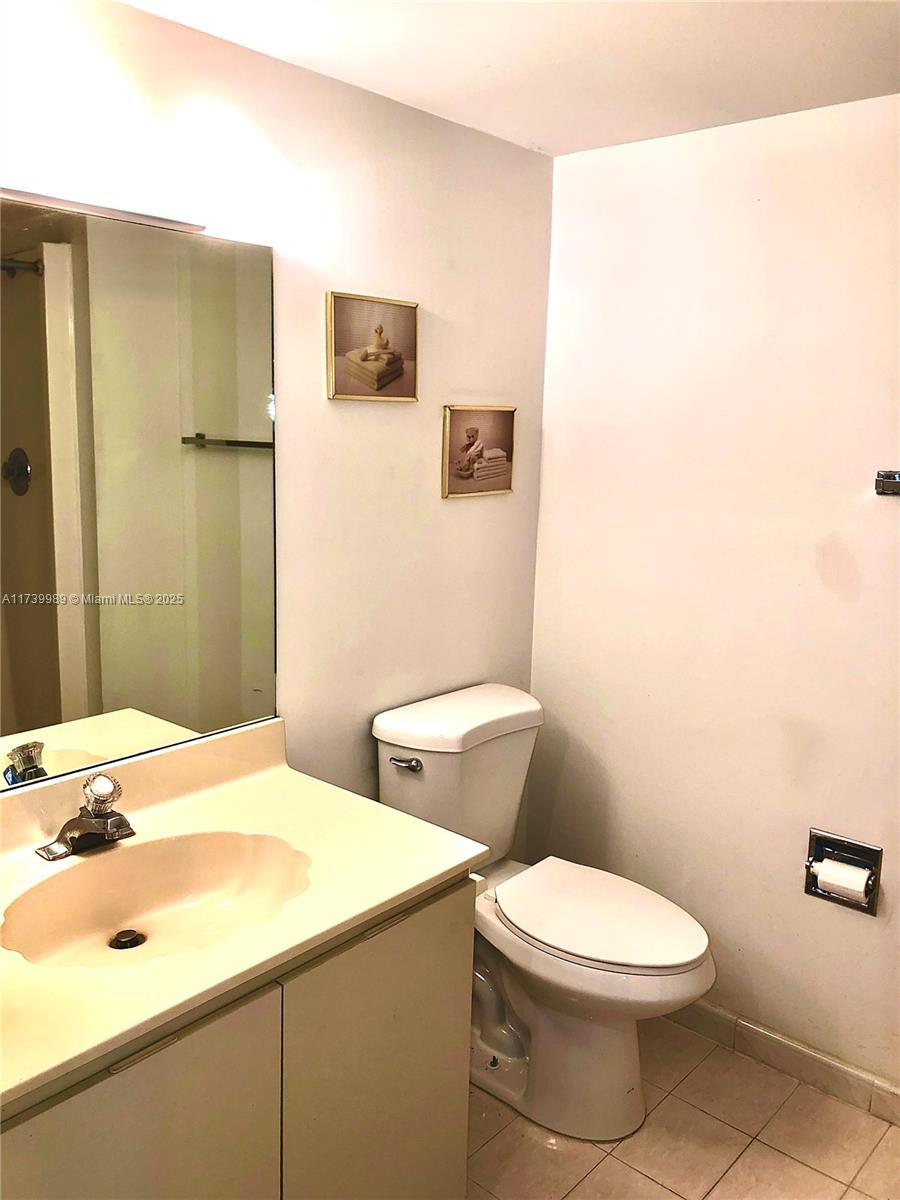 Listing Photo 12