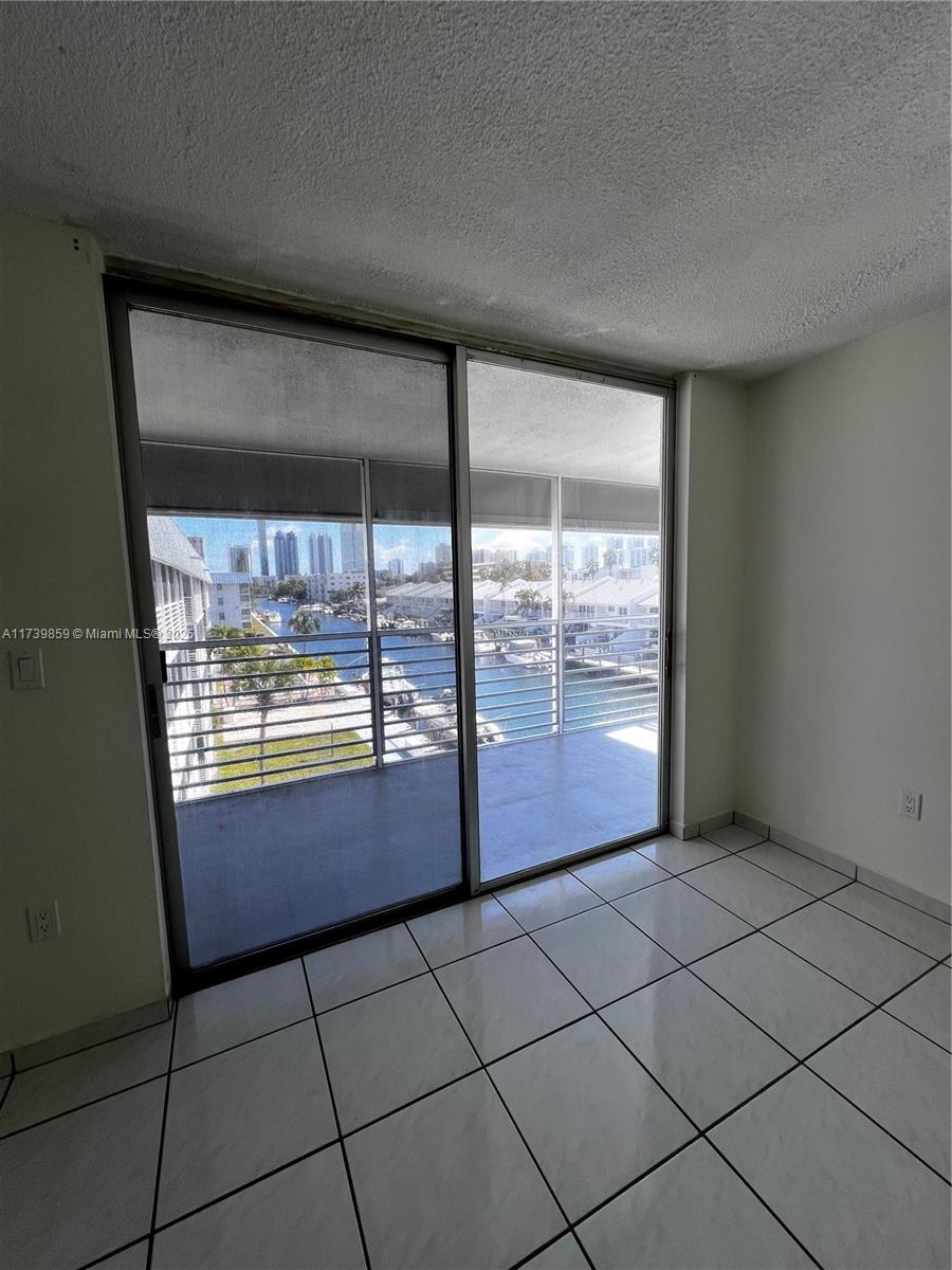 3550 NE 169th St #406, North Miami Beach, Florida image 12