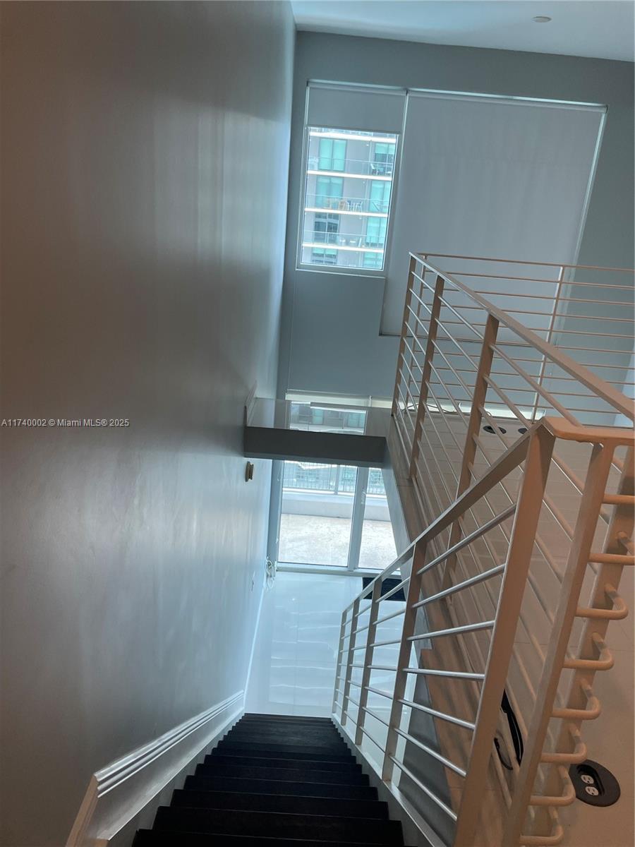 60 SW 13th St #2414, Miami FL 33130