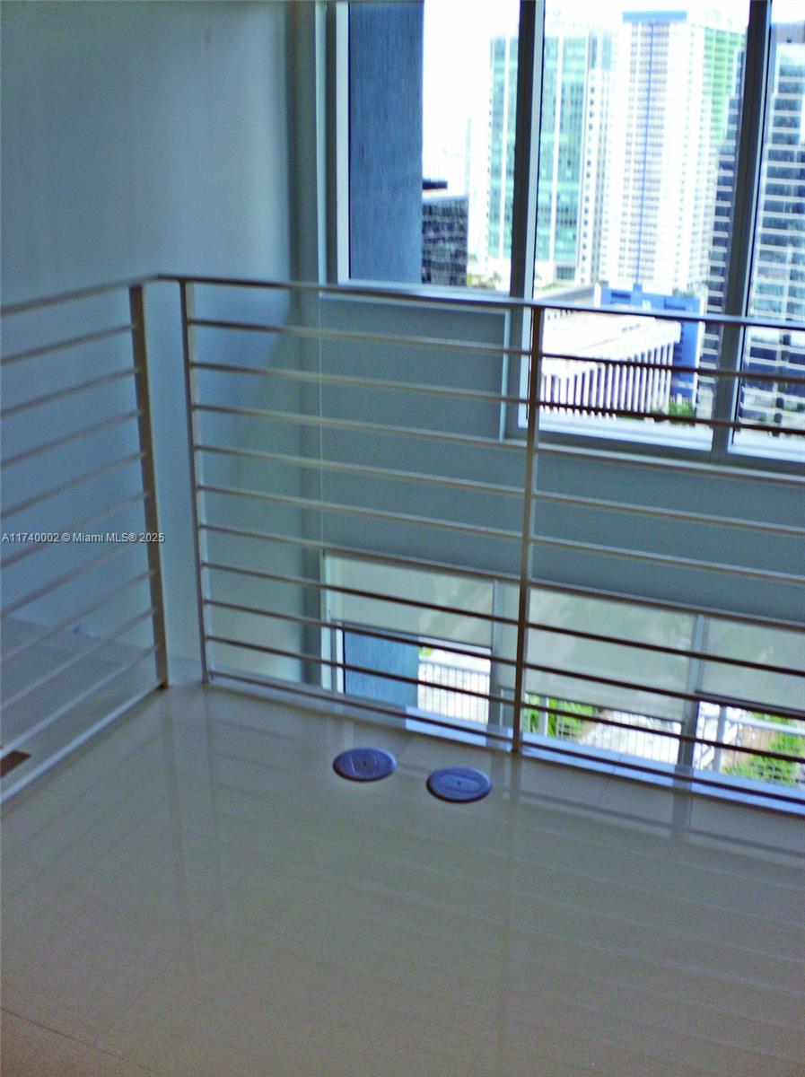 60 SW 13th St #2414, Miami FL 33130