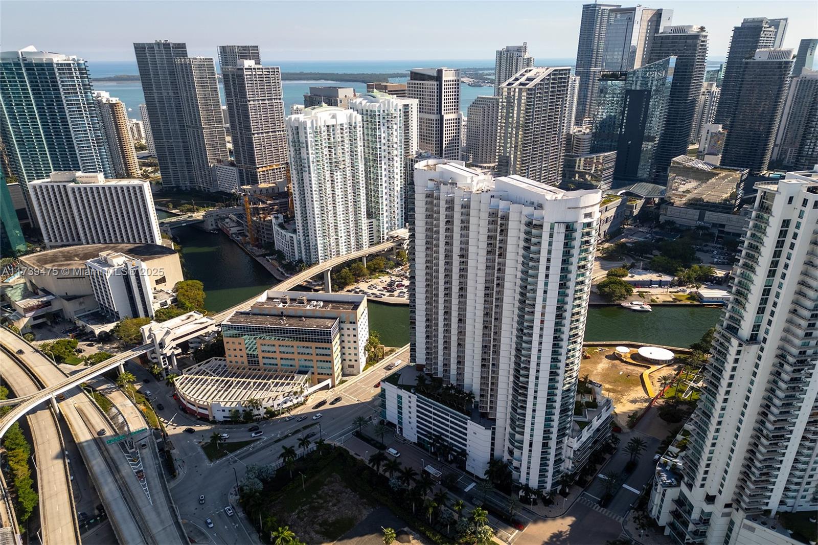 350 S Miami Ave #3805, Miami FL 33130