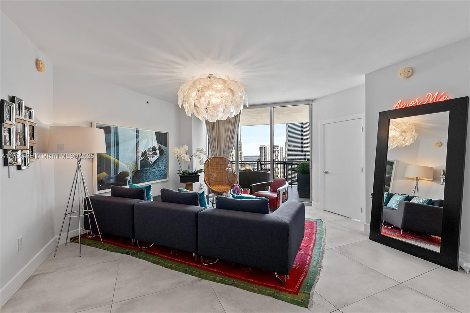 350 S Miami Ave #3805, Miami FL 33130