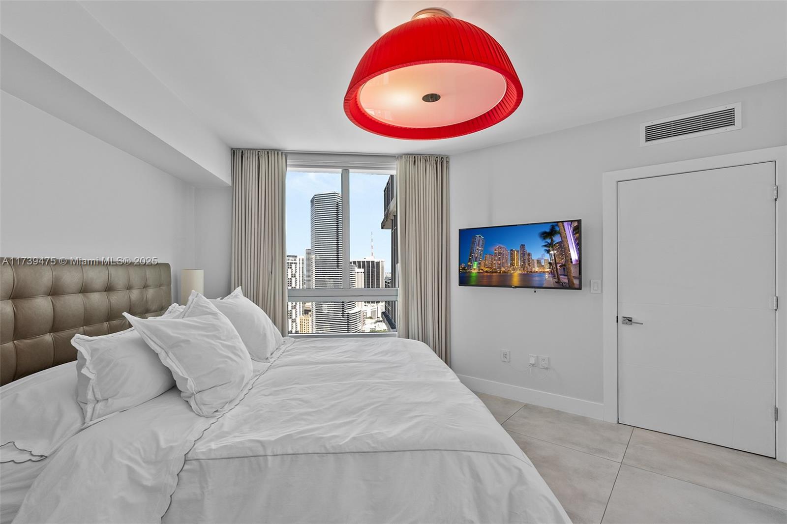 350 S Miami Ave #3805, Miami FL 33130