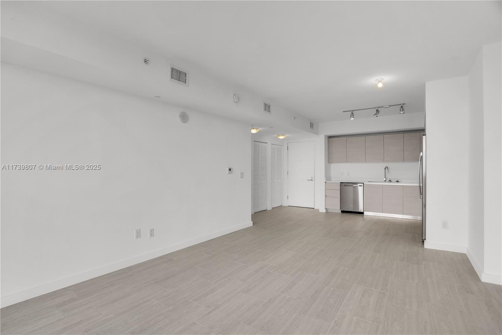 4250 Biscayne Blvd #1511, Miami FL 33137