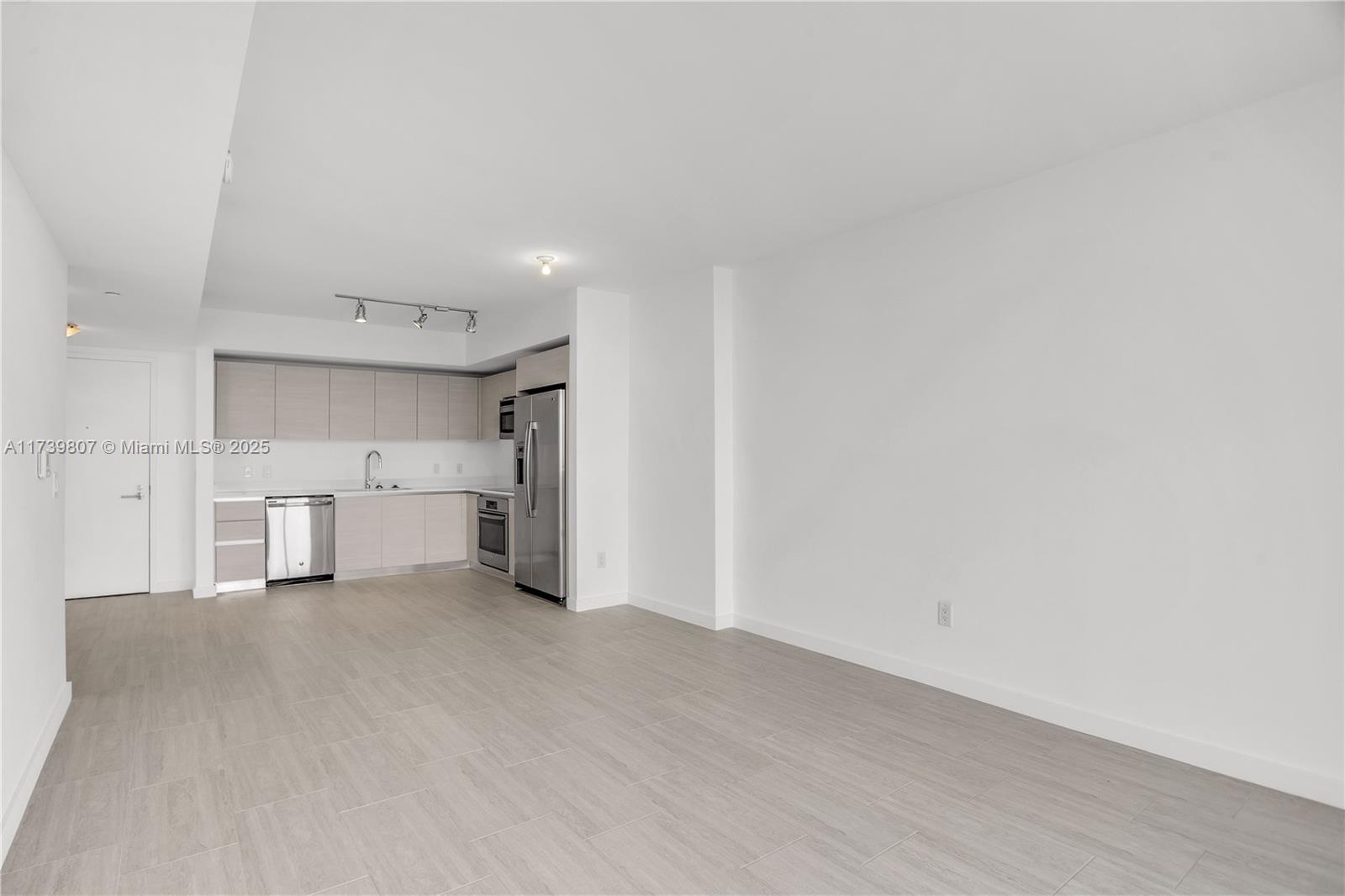 4250 Biscayne Blvd #1511, Miami FL 33137