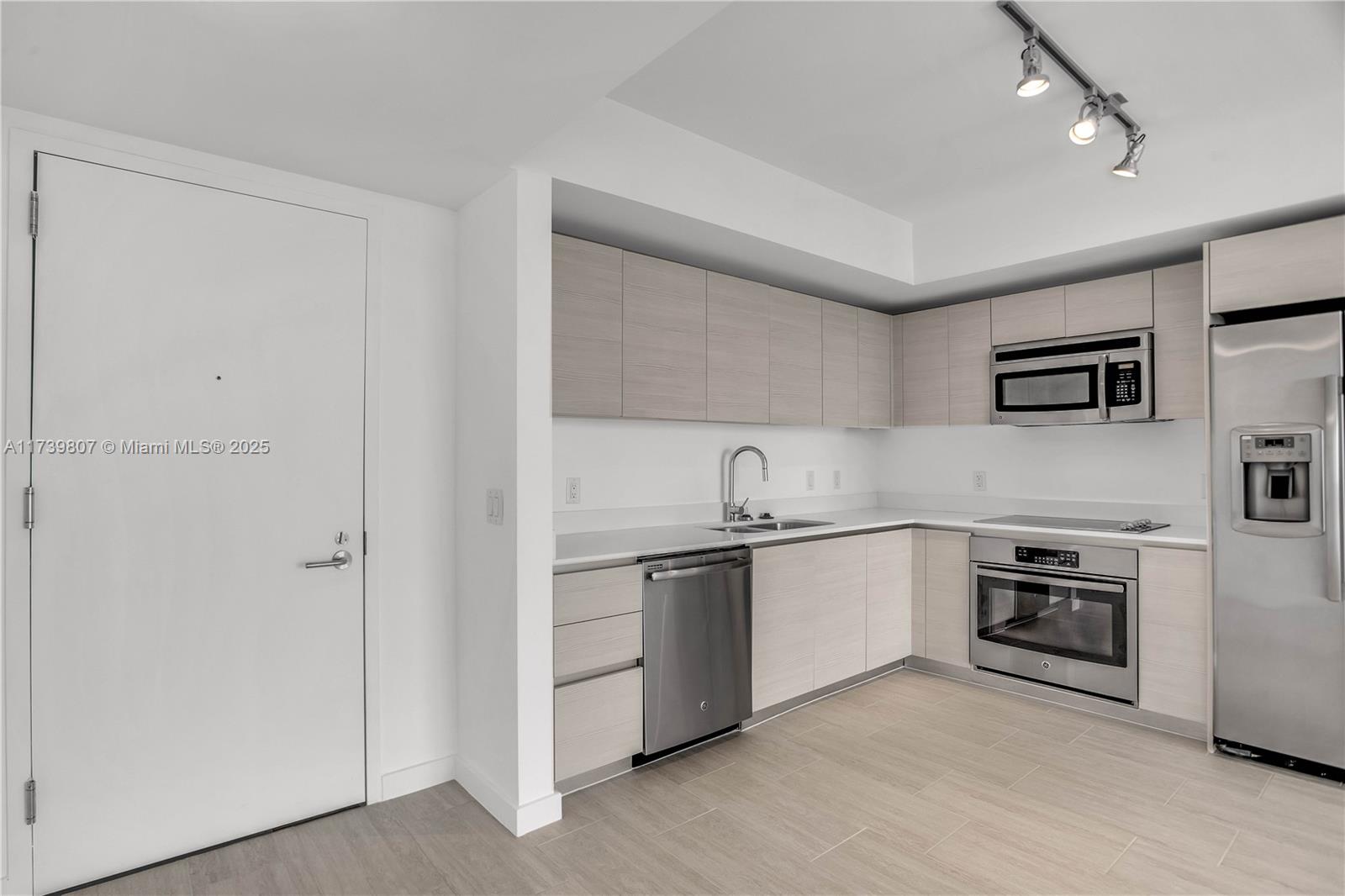 4250 Biscayne Blvd #1511, Miami FL 33137