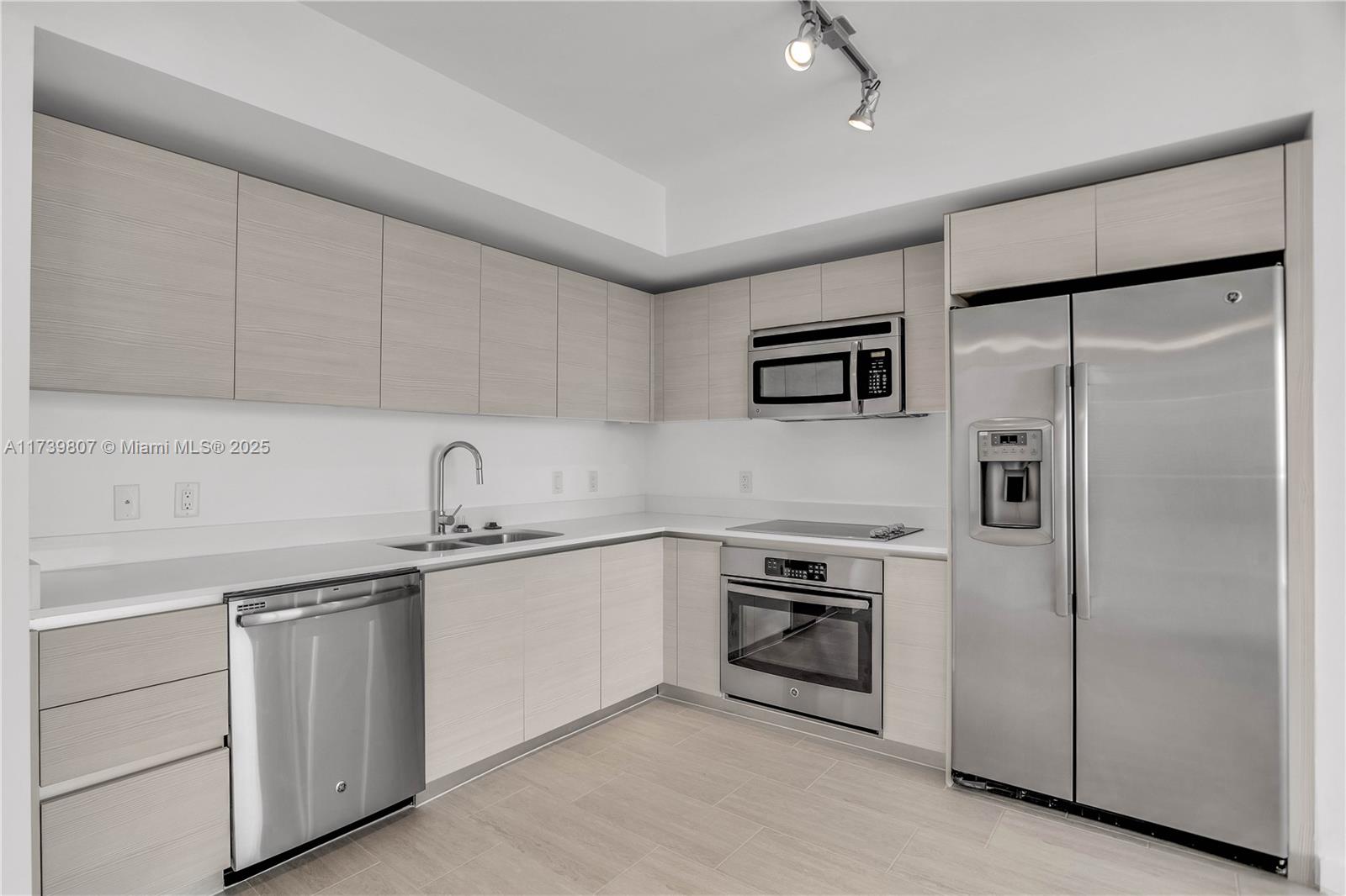 4250 Biscayne Blvd #1511, Miami FL 33137