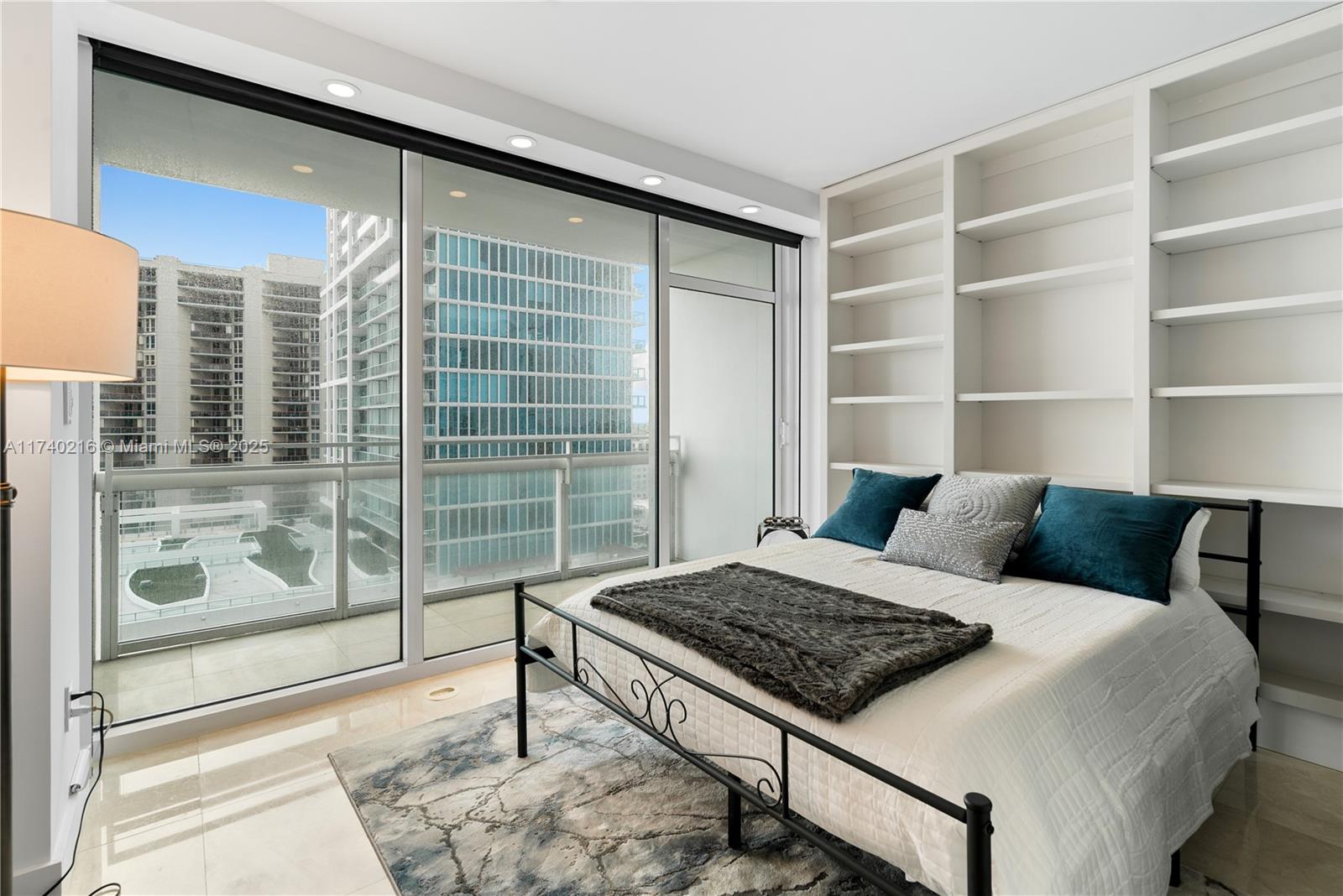 6801 Collins Ave #1108, Miami Beach FL 33141