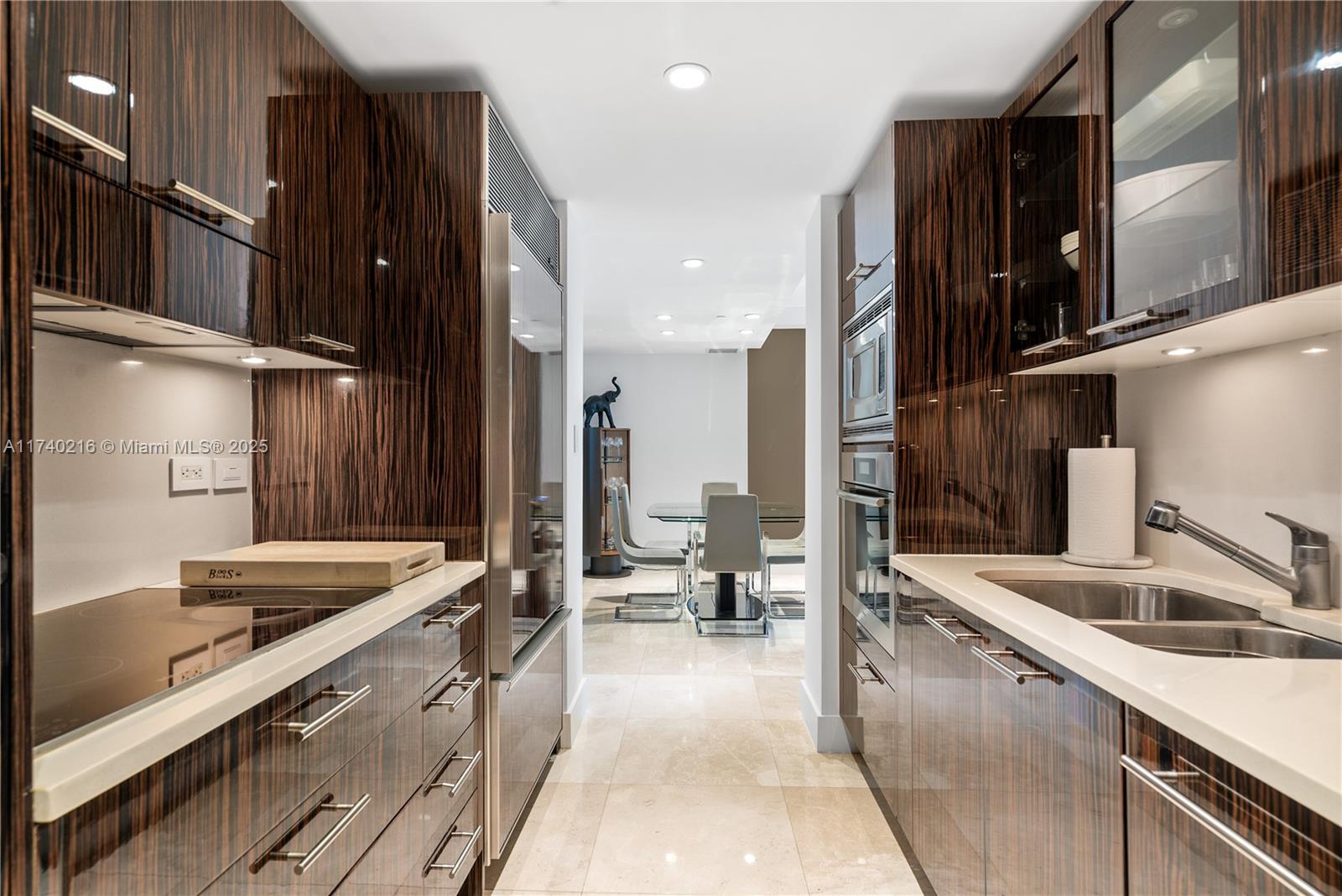 6801 Collins Ave #1108, Miami Beach FL 33141