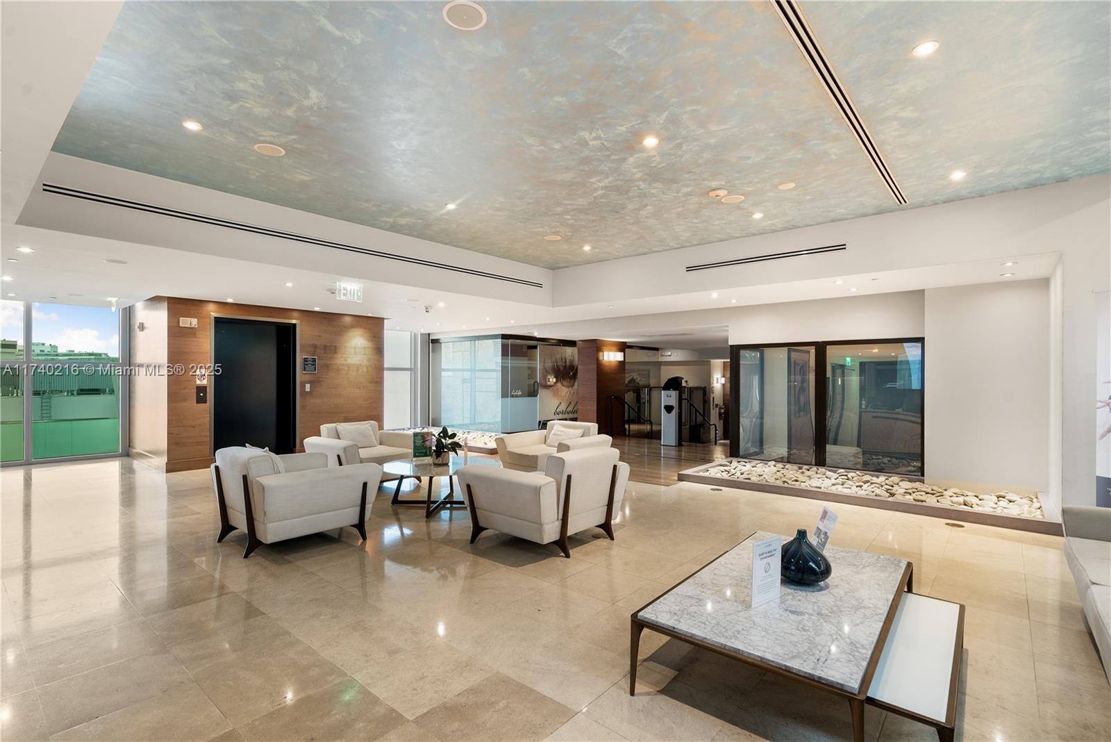 6801 Collins Ave #1108, Miami Beach FL 33141