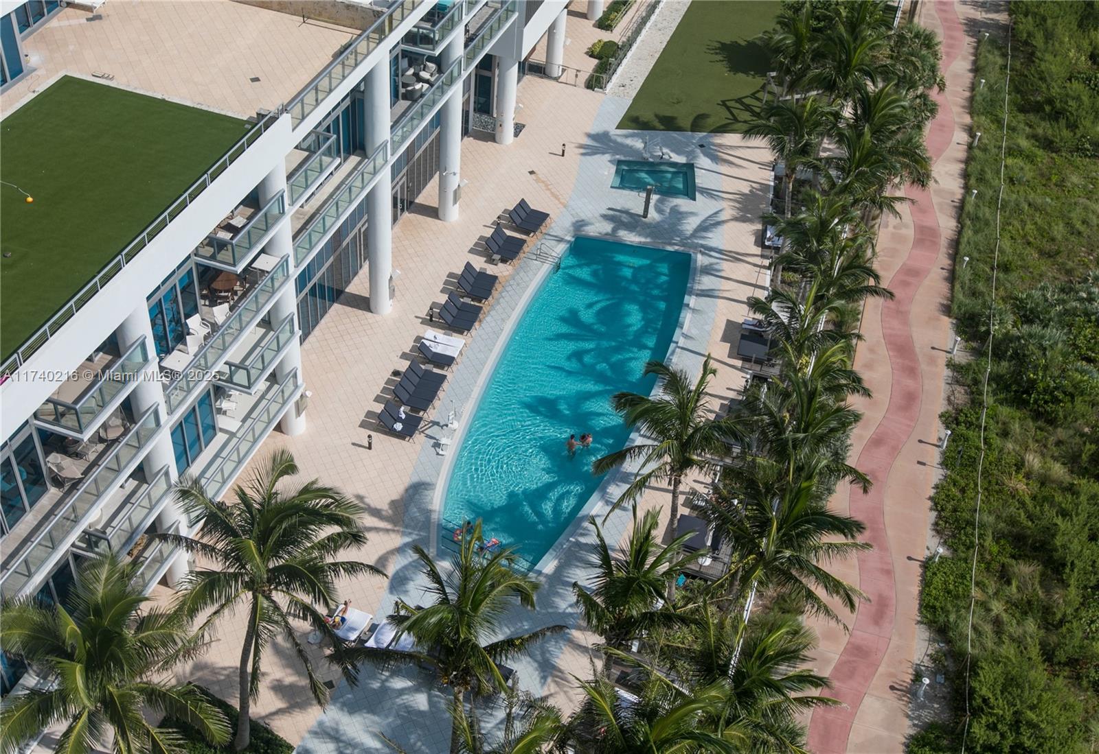 6801 Collins Ave #1108, Miami Beach FL 33141