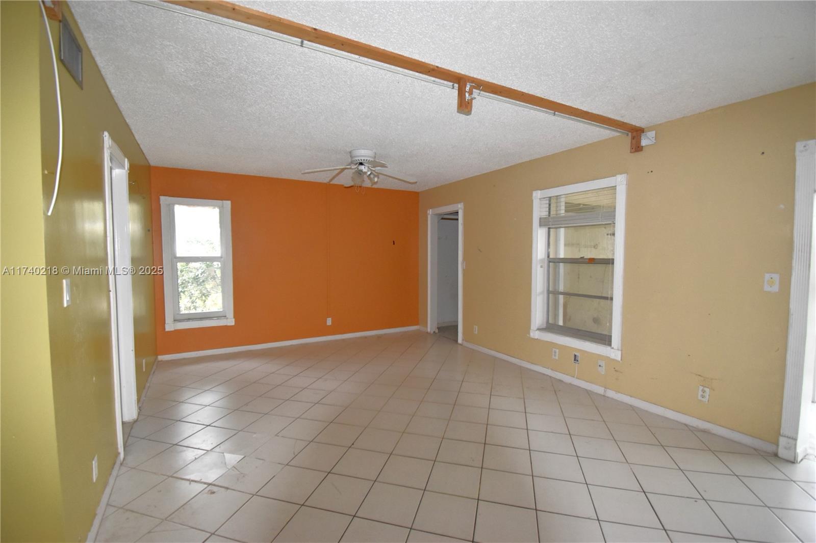 3571 Inverrary Dr #401, Lauderhill, Florida image 3