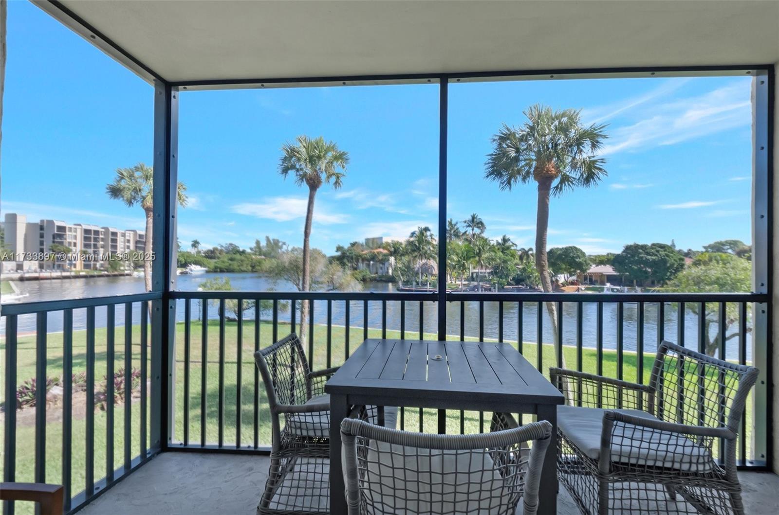 13 Royal Palm Way #2010, Boca Raton, Florida image 2