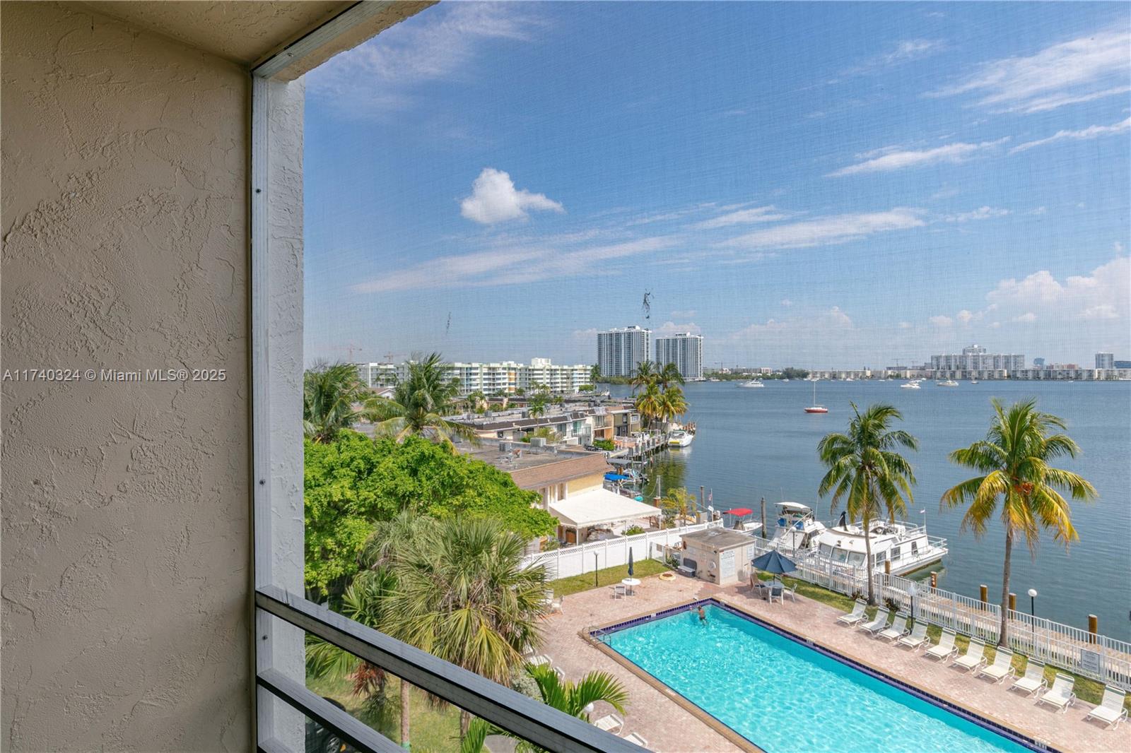2821 NE 163th St #5J, North Miami Beach, Florida image 23