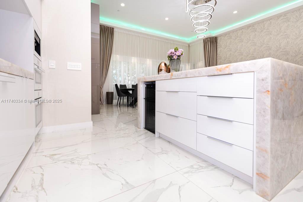 1800 S Ocean Dr #310, Hallandale Beach, Florida image 25
