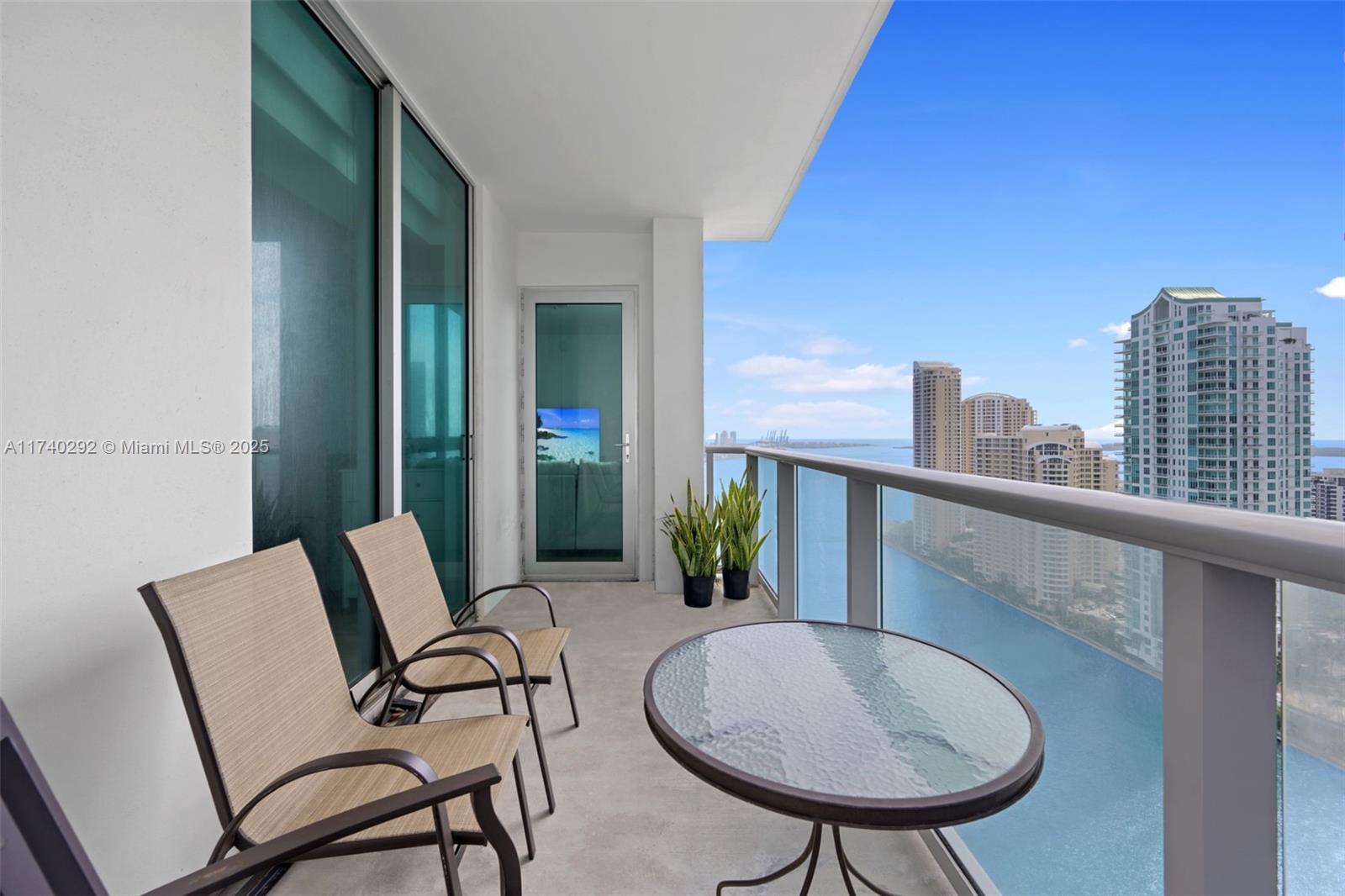 300 S Biscayne Blvd #T-2704, Miami FL 33131