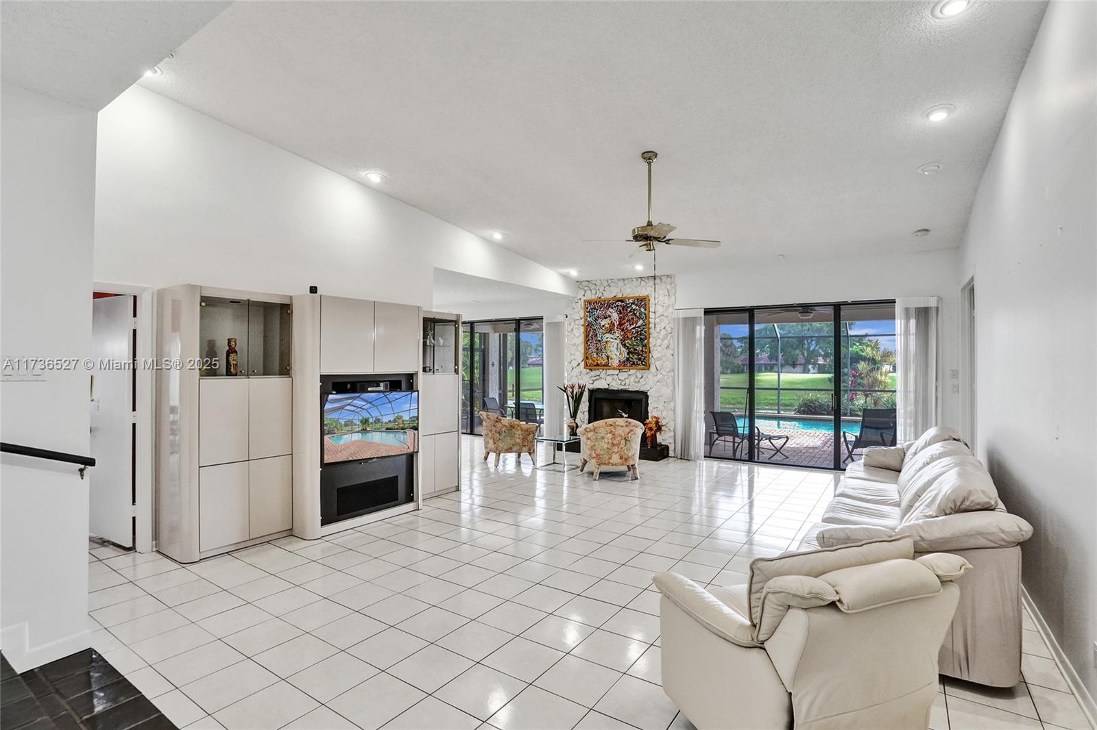 8218 NW 85th Ave, Tamarac, Florida image 7