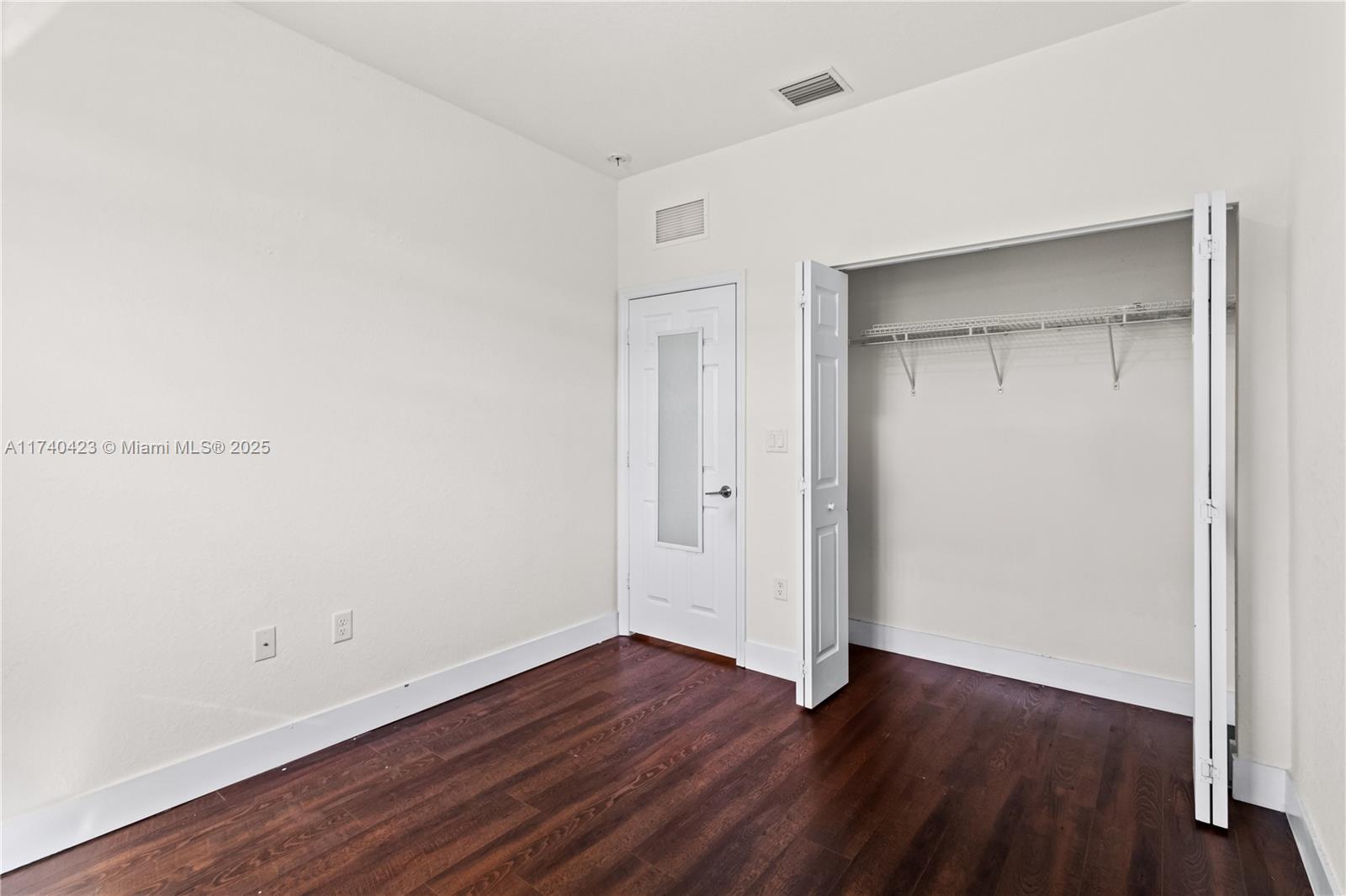 10611 W 33rd Ct #10611, Hialeah, Florida image 32