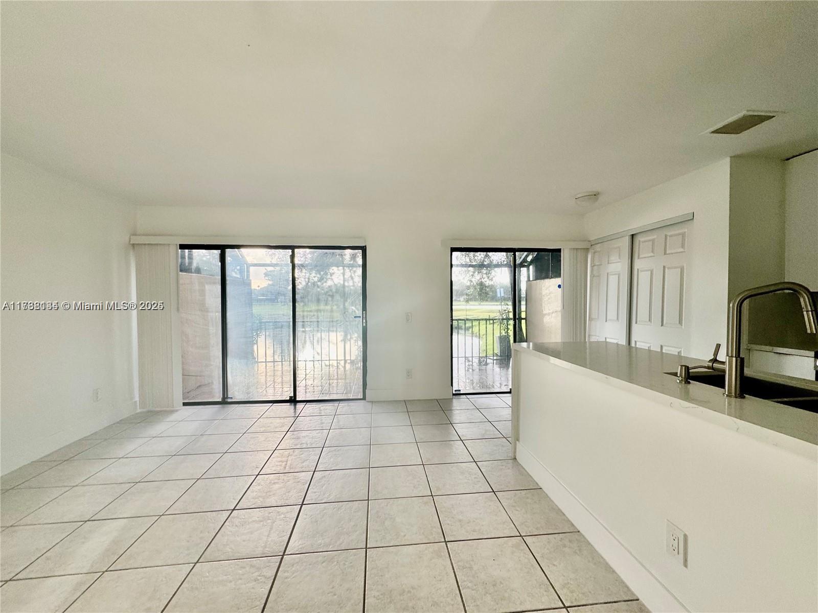 1320 W Golfview Dr #1320, Pembroke Pines, Florida image 11