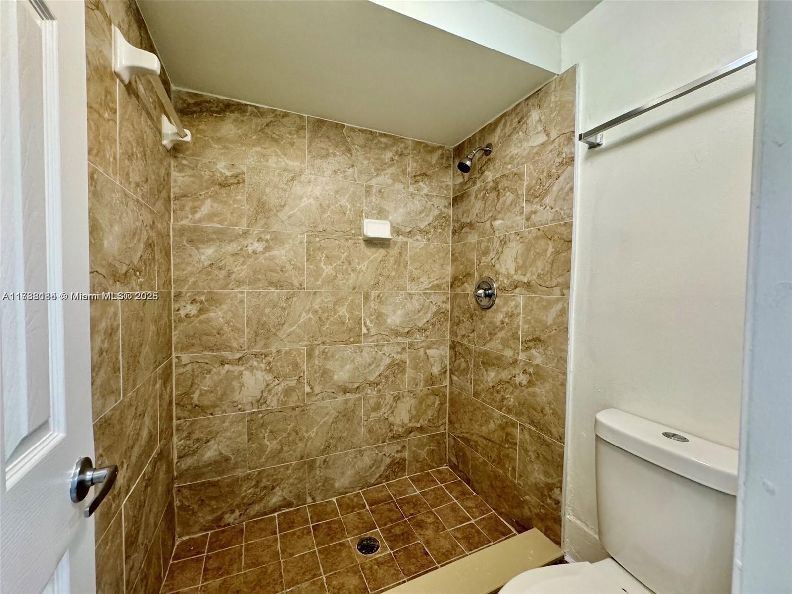 1320 W Golfview Dr #1320, Pembroke Pines, Florida image 19