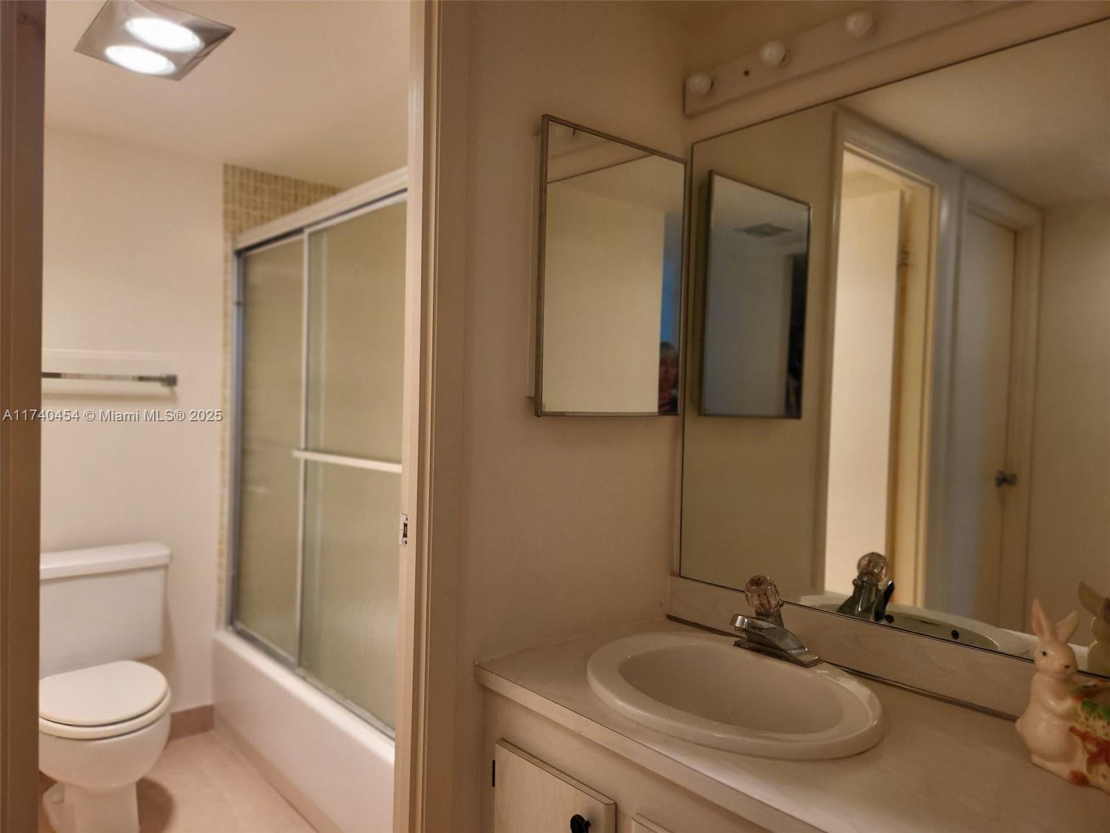Listing Photo 10