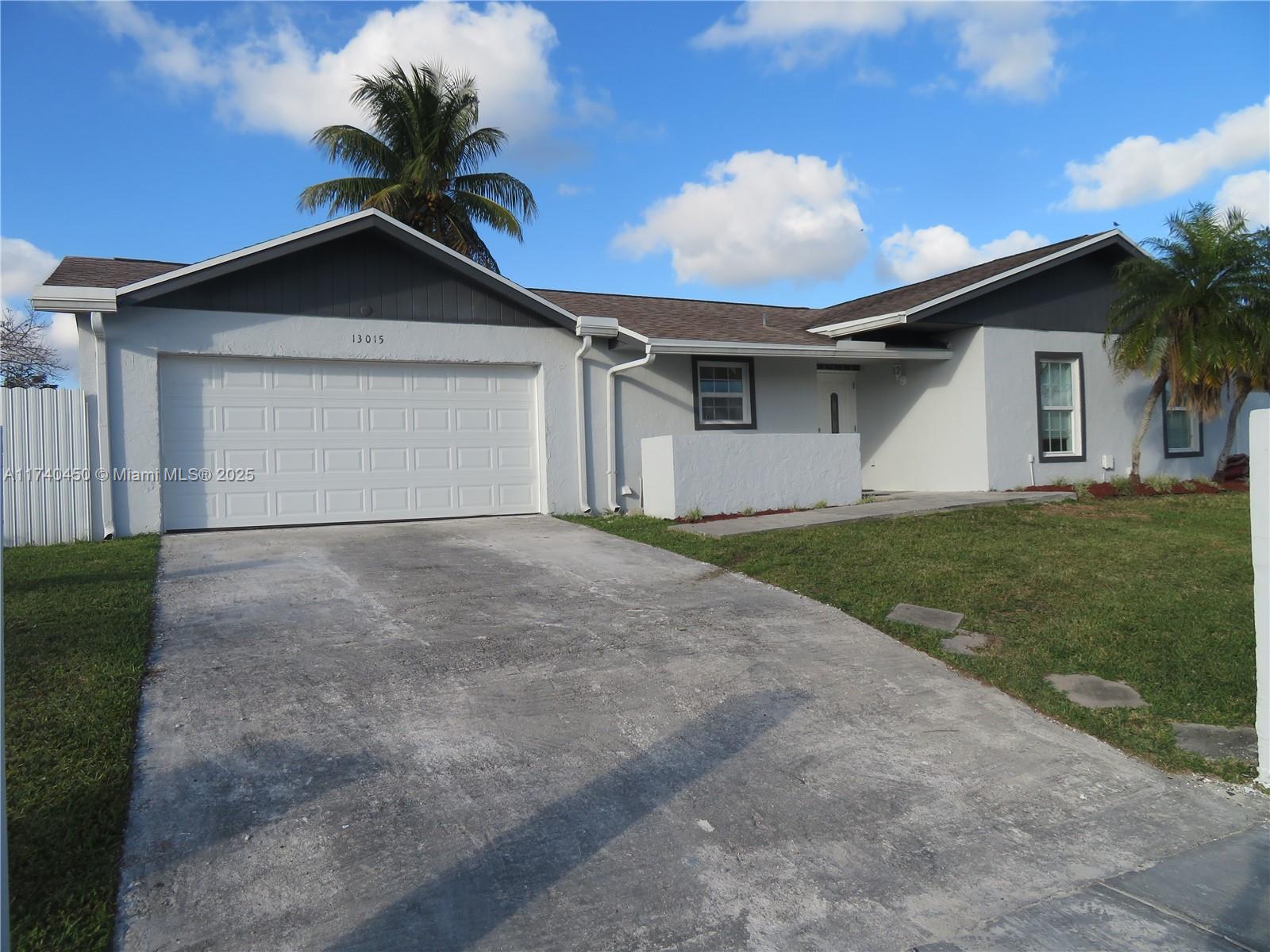 13015 SW 261st Ter, Homestead, Florida image 4