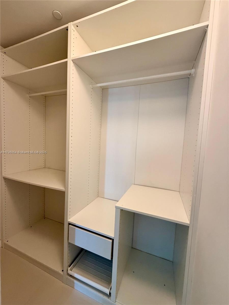 2900 NE 7th Ave #2101, Miami FL 33137