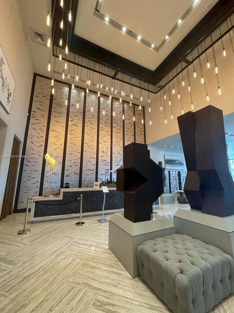 2900 NE 7th Ave #2101, Miami FL 33137