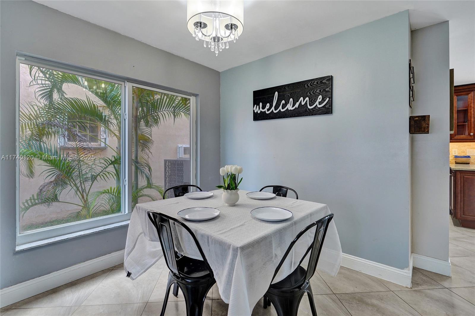 6233 Willoughby Cir, Lake Worth, Florida image 5