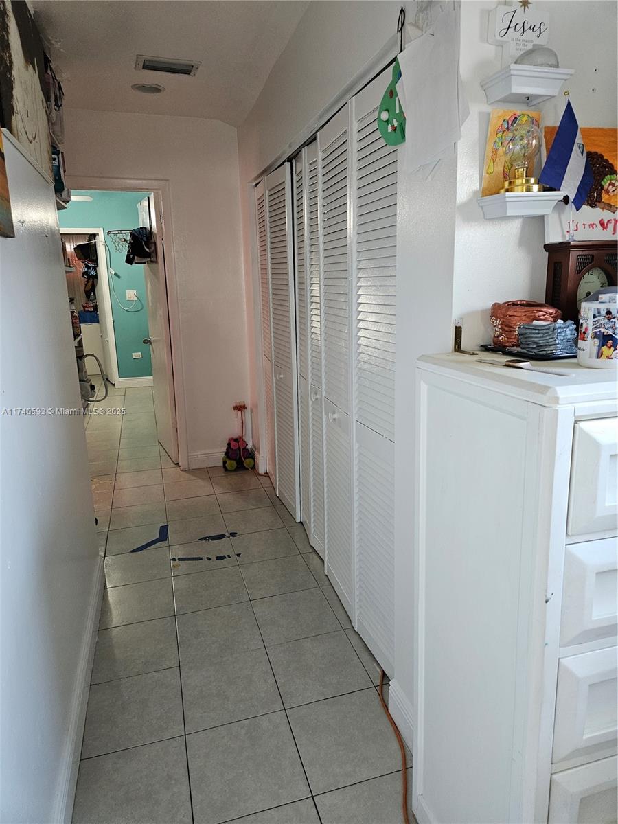 1260 NW 4th St, Miami, Florida image 12