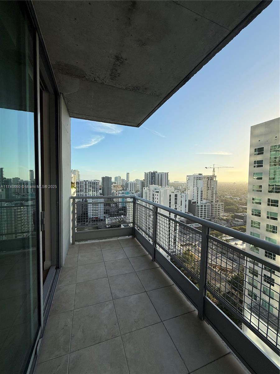 690 SW 1st Ct #2726, Miami FL 33130
