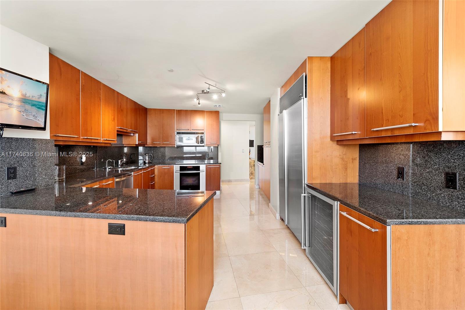 901 Brickell Key Blvd #2808, Miami FL 33131