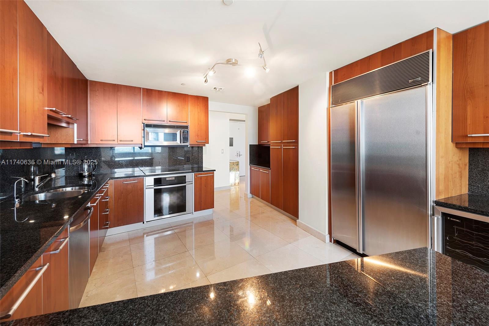 901 Brickell Key Blvd #2808, Miami FL 33131