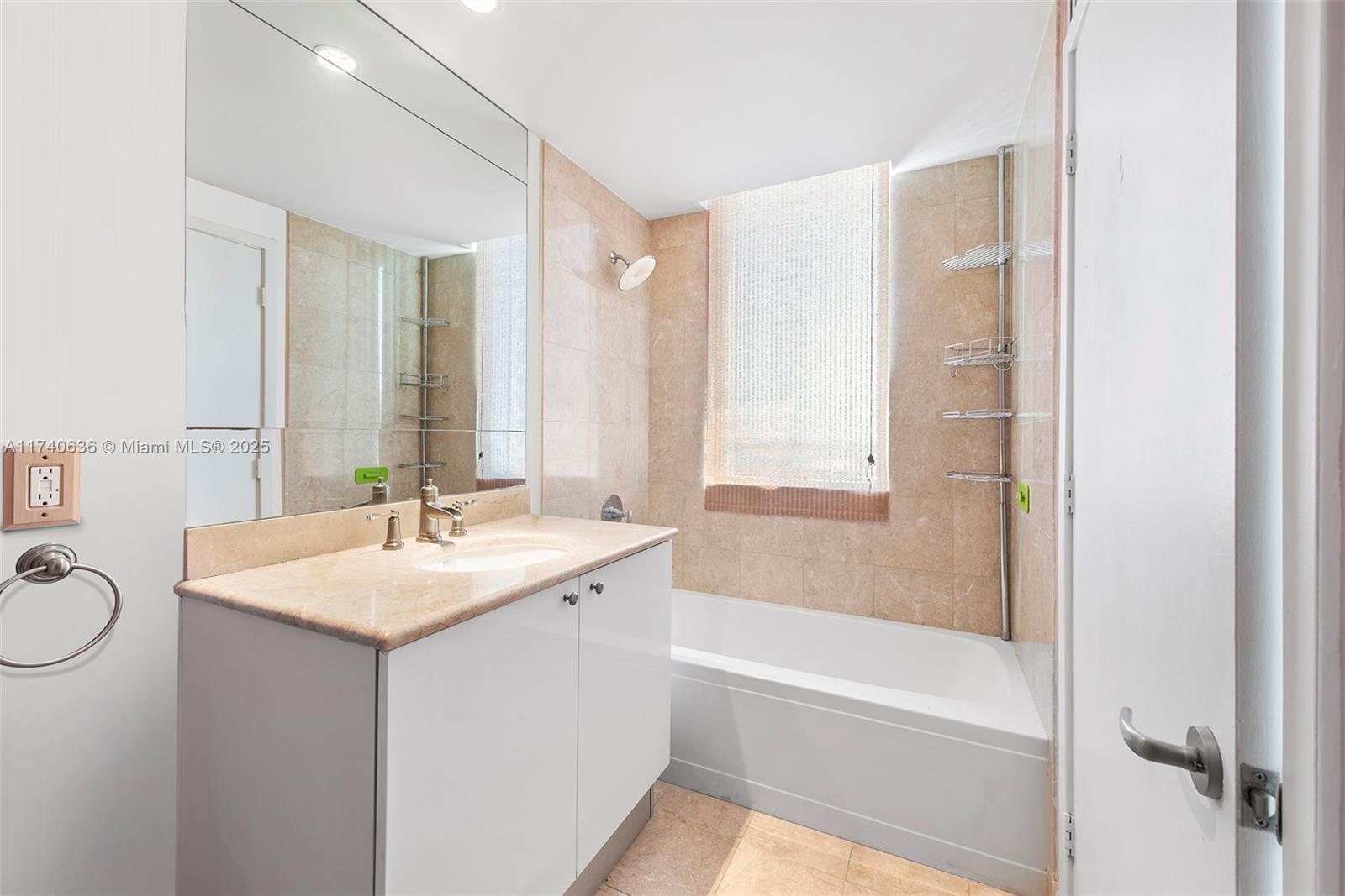 901 Brickell Key Blvd #2808, Miami FL 33131