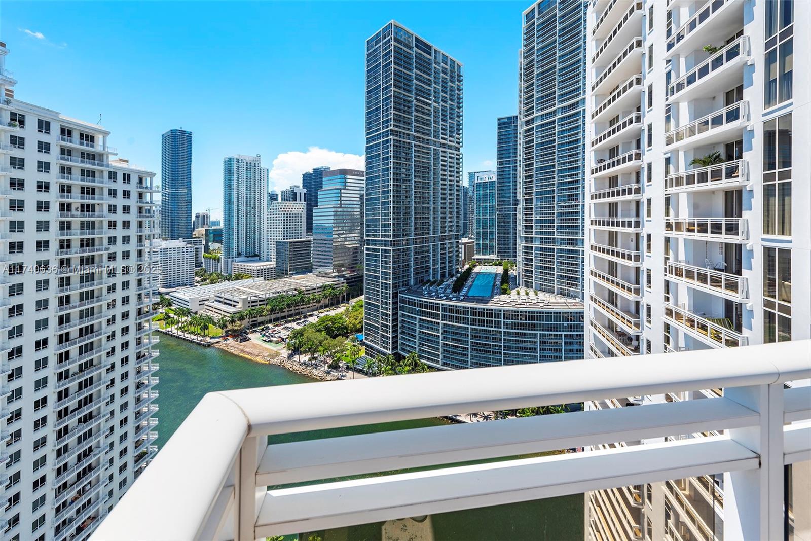 901 Brickell Key Blvd #2808, Miami FL 33131