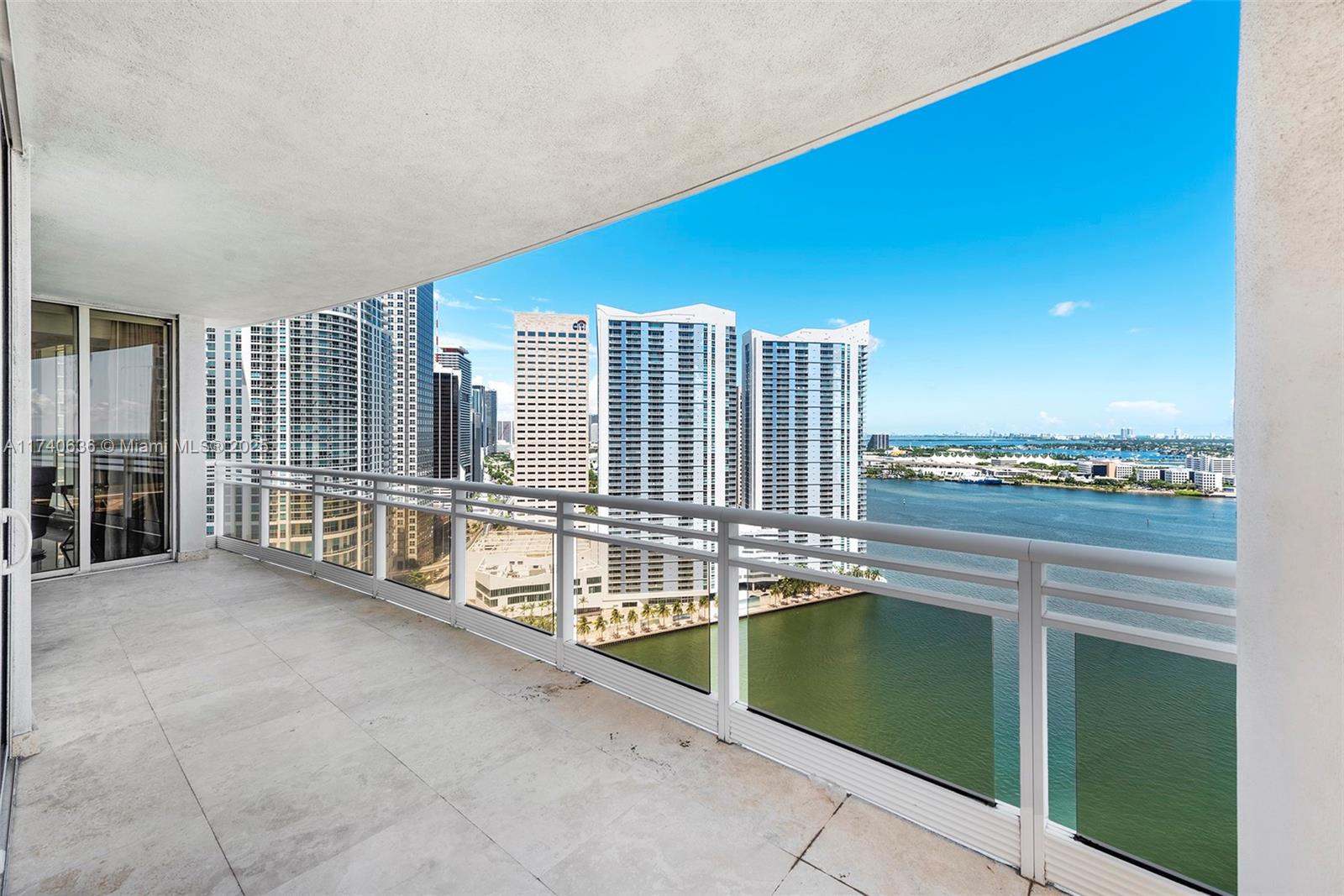 901 Brickell Key Blvd #2808, Miami FL 33131