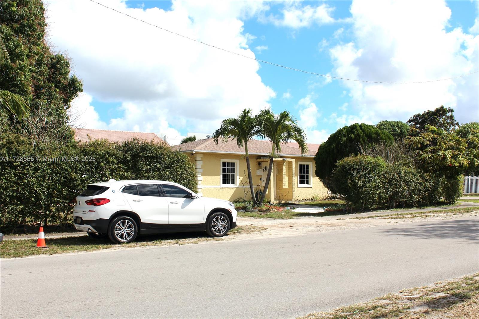 685 SE 9th Ave, Hialeah, Florida image 1