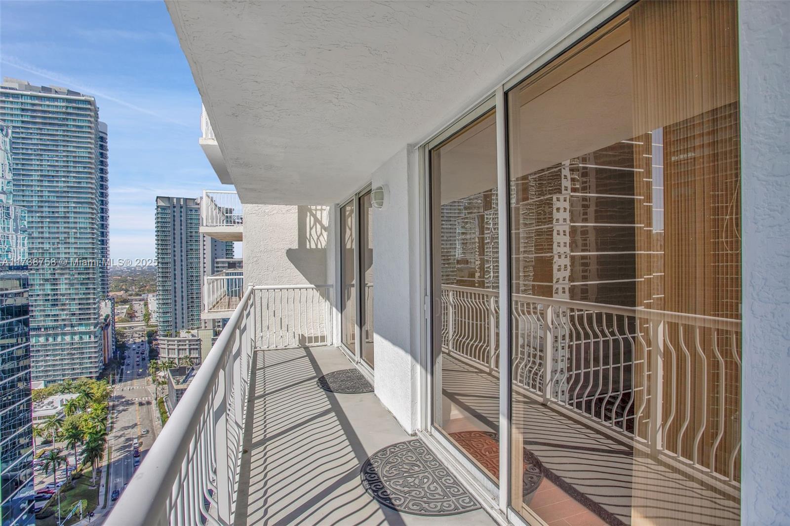 1200 Brickell Bay Dr #2821, Miami, Florida image 19