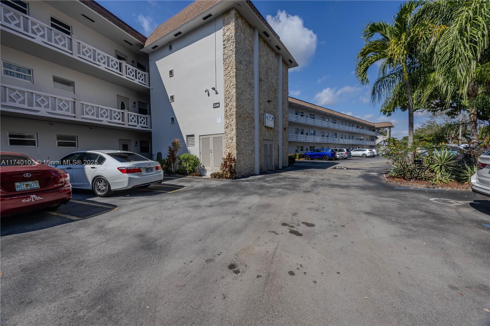 3501 NW 47th Ave #614, Lauderdale Lakes, Florida image 29