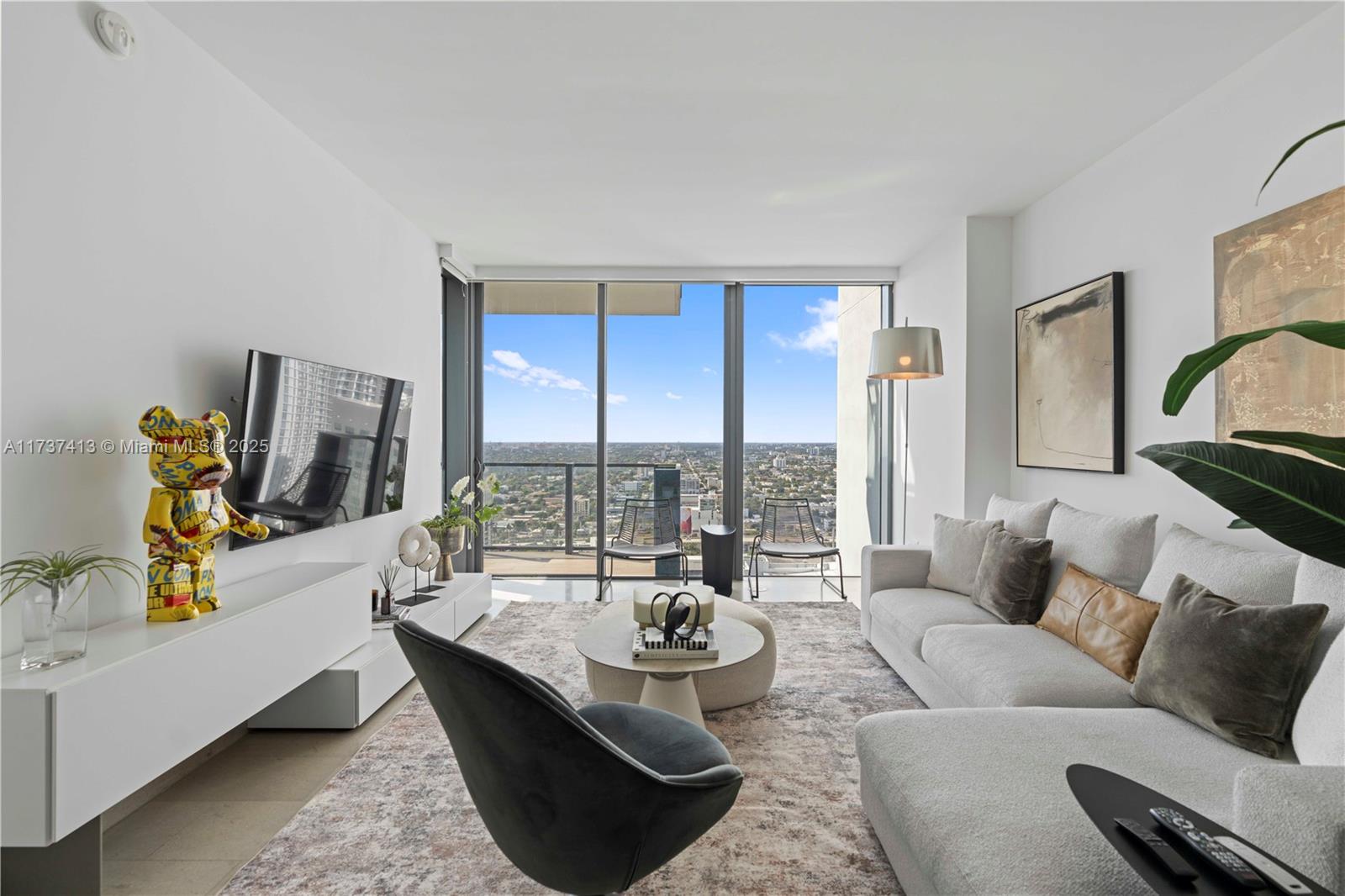 Condo for Rent in Miami, FL