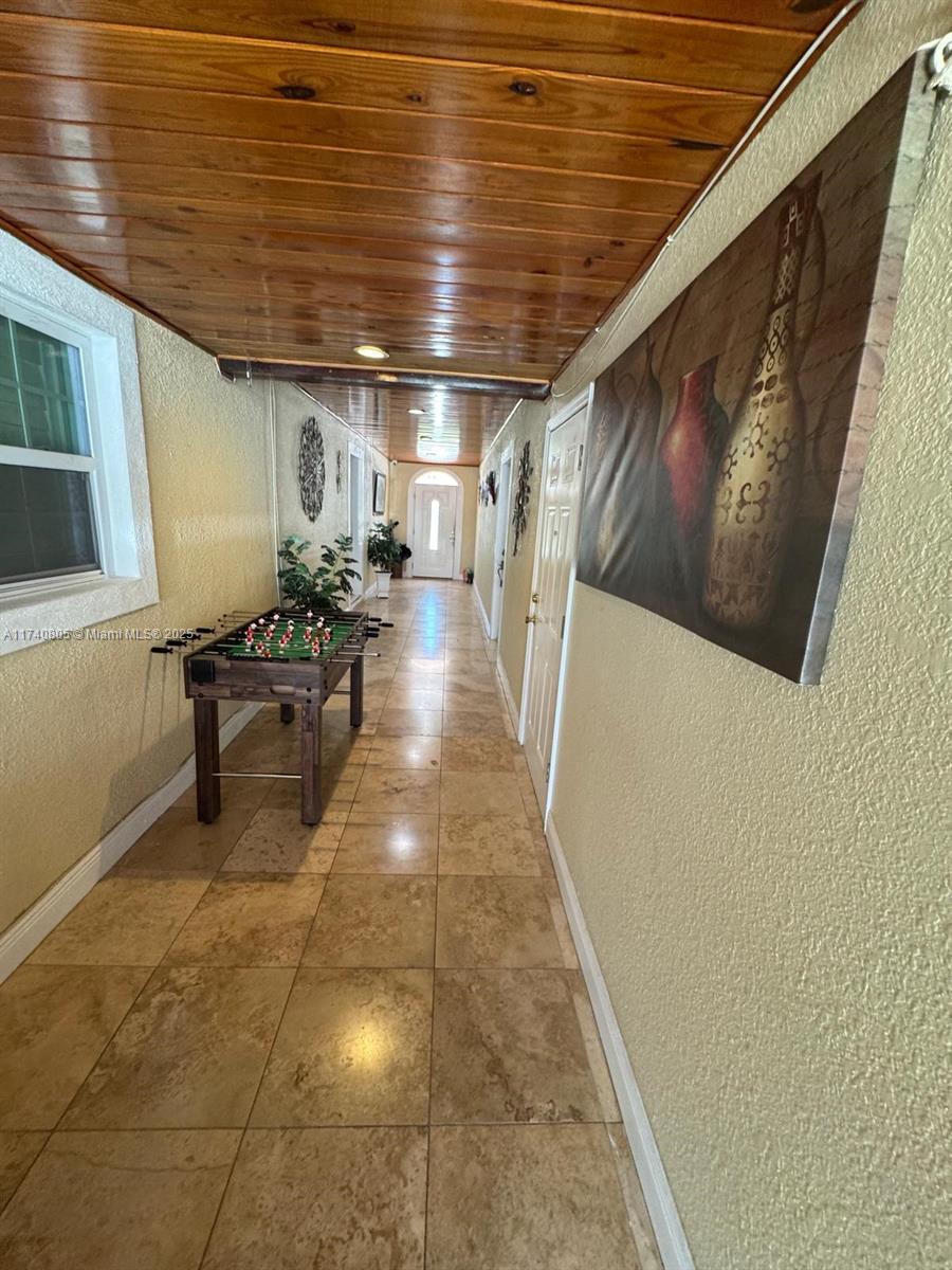 7007 Lambright Ct, Tampa, Florida image 8
