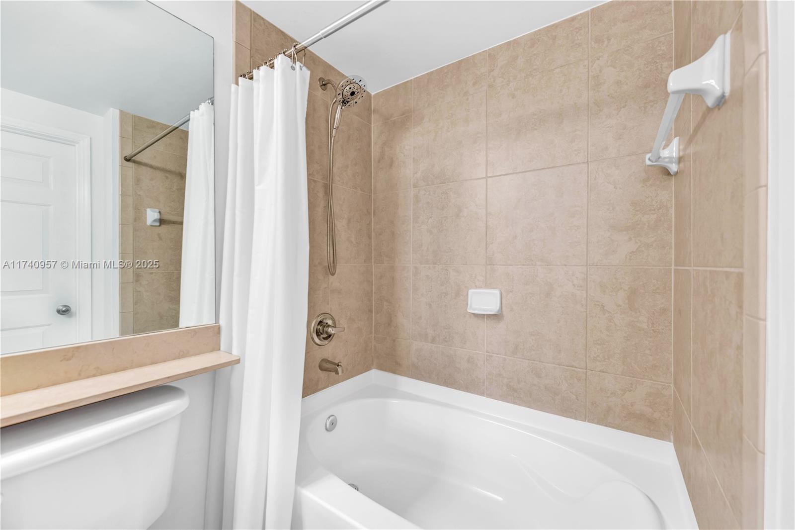 Listing Photo 21