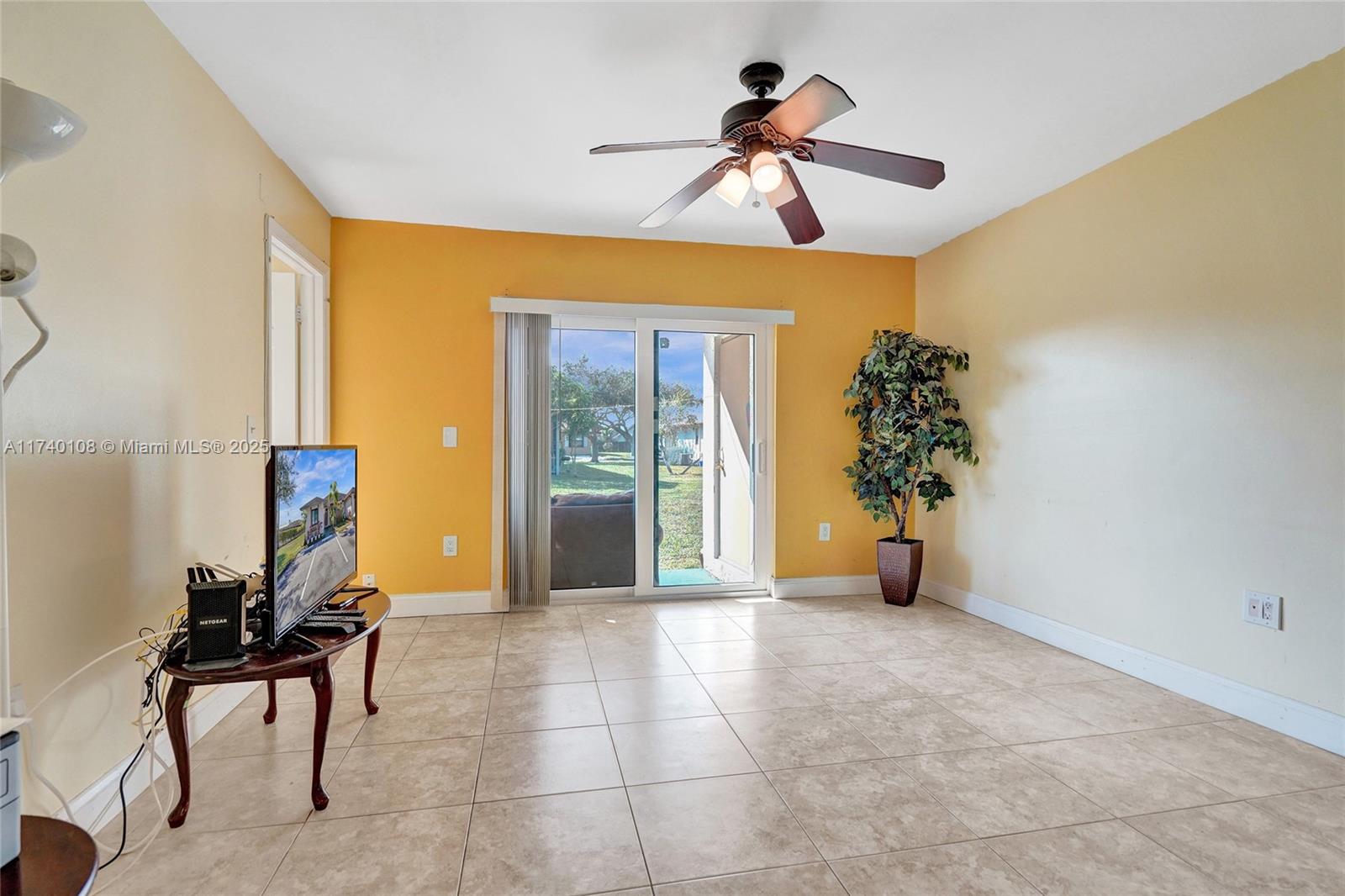 10926 NW 29th Pl, Sunrise, Florida image 24