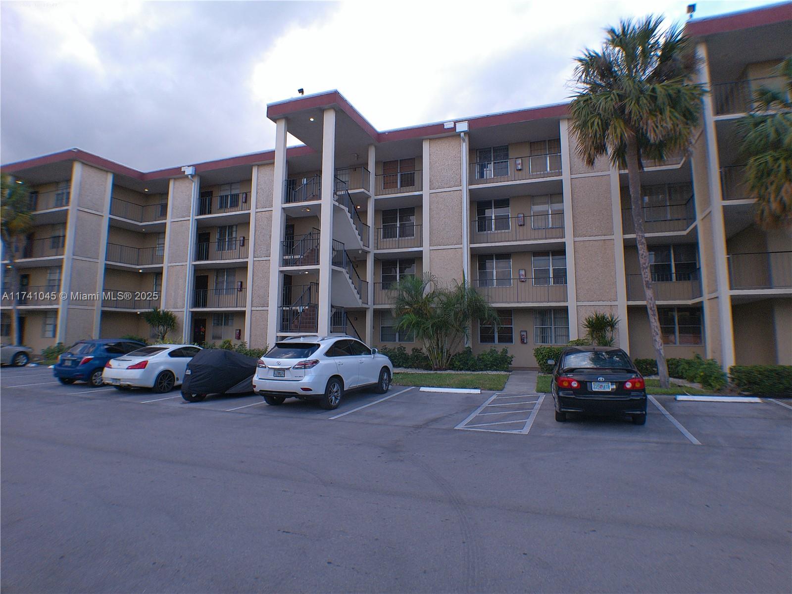 2601 NW 48th Ter #241, Lauderdale Lakes, Florida image 1