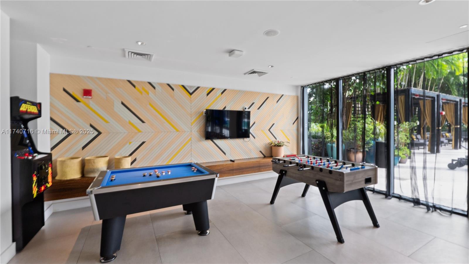 121 NE 34th St #2806, Miami FL 33137