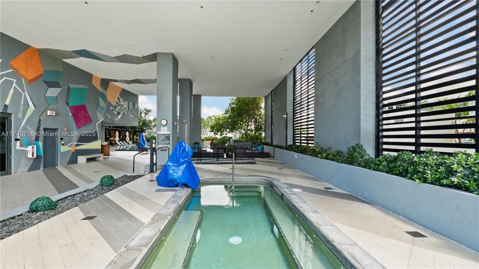 121 NE 34th St #2806, Miami FL 33137