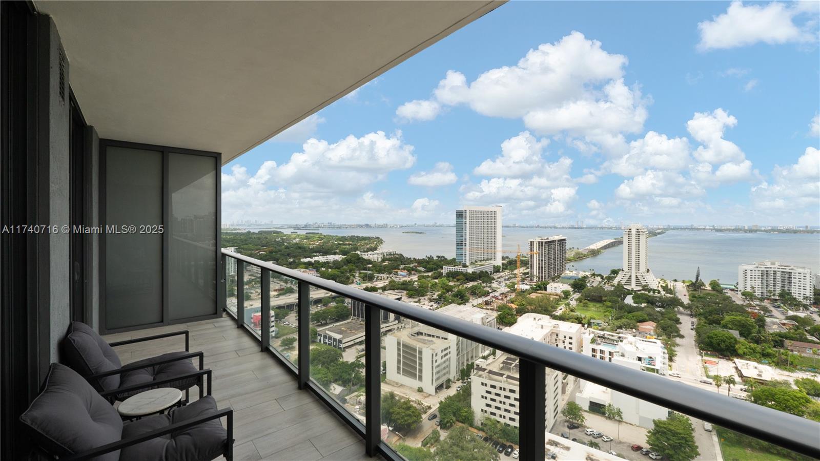 121 NE 34th St #2806, Miami FL 33137