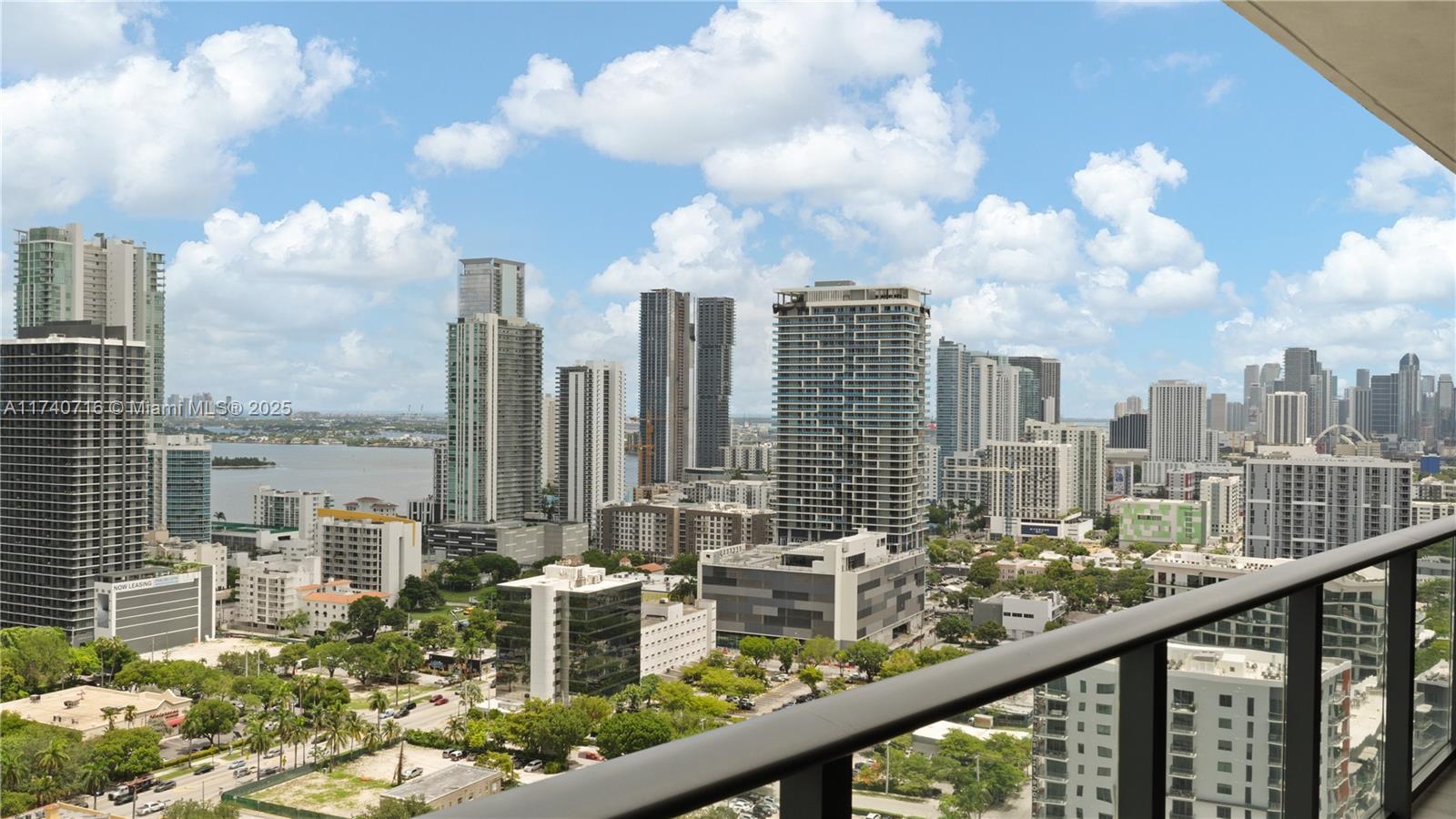 121 NE 34th St #2806, Miami FL 33137