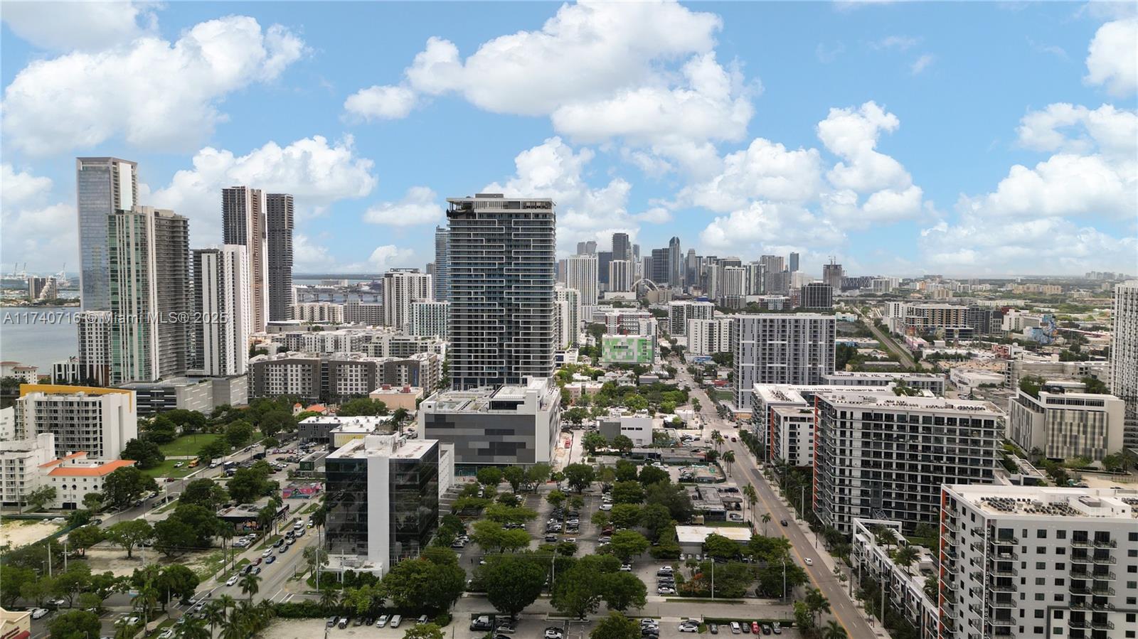 121 NE 34th St #2806, Miami FL 33137